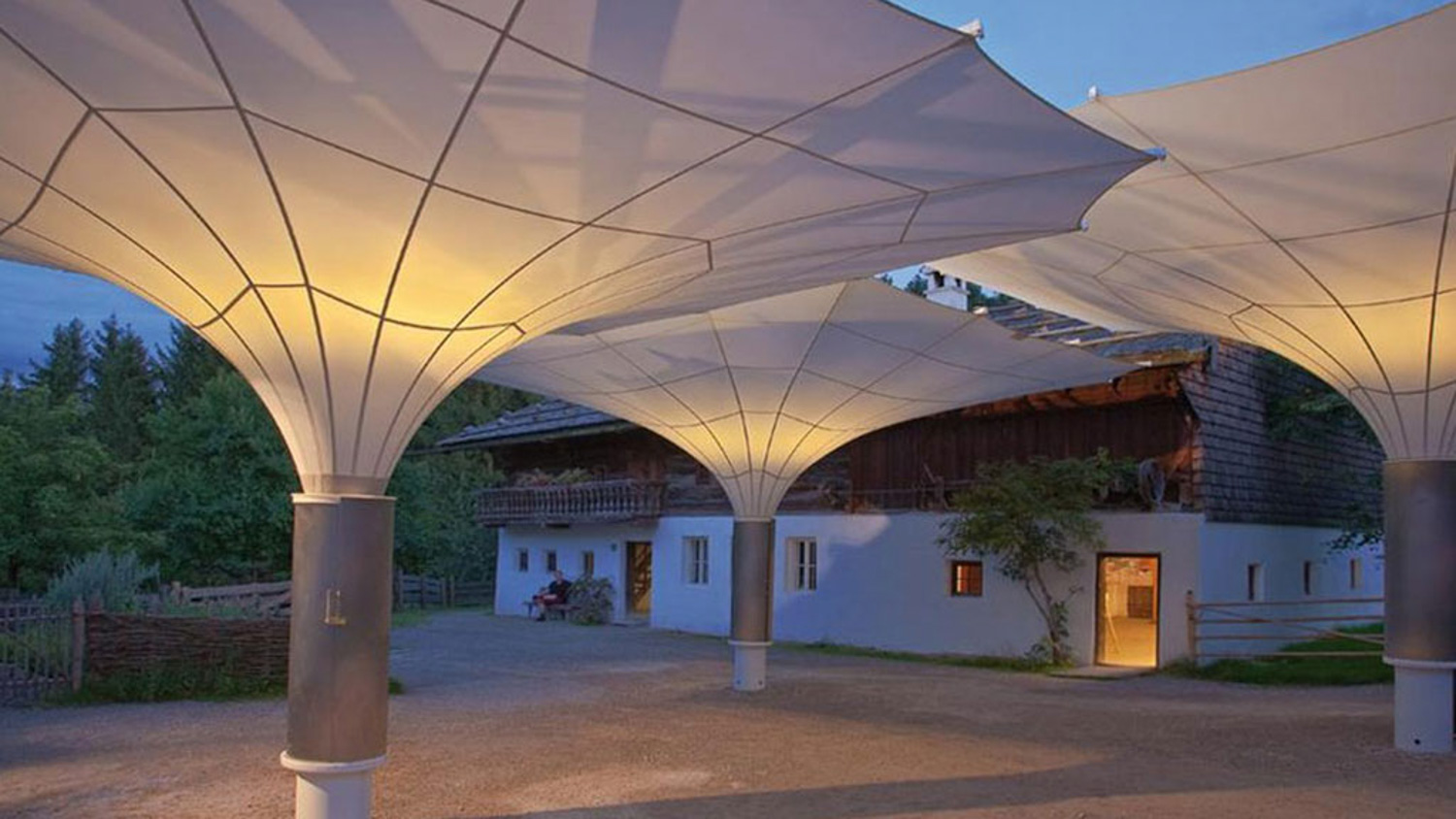 MA Solutions Ramel Parasol Bahama Largo 01